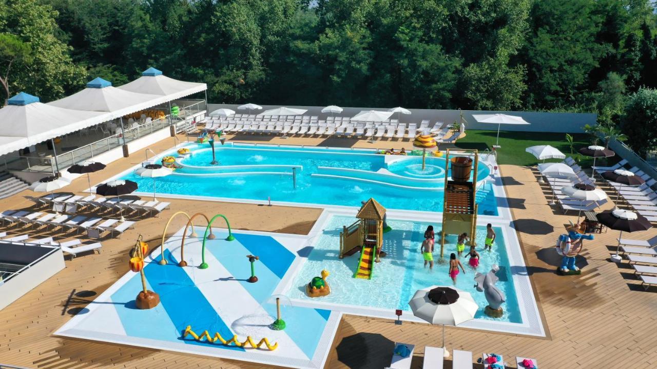 I Tre Moschettieri Camping Village リド・ディ・ポンポーザ エクステリア 写真